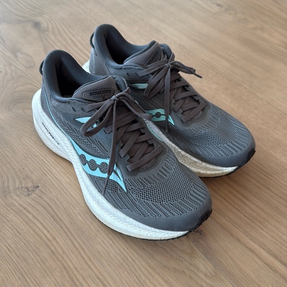 Saucony Shoes - Saucony | Triumph Running sneaker | Grey | 8.5